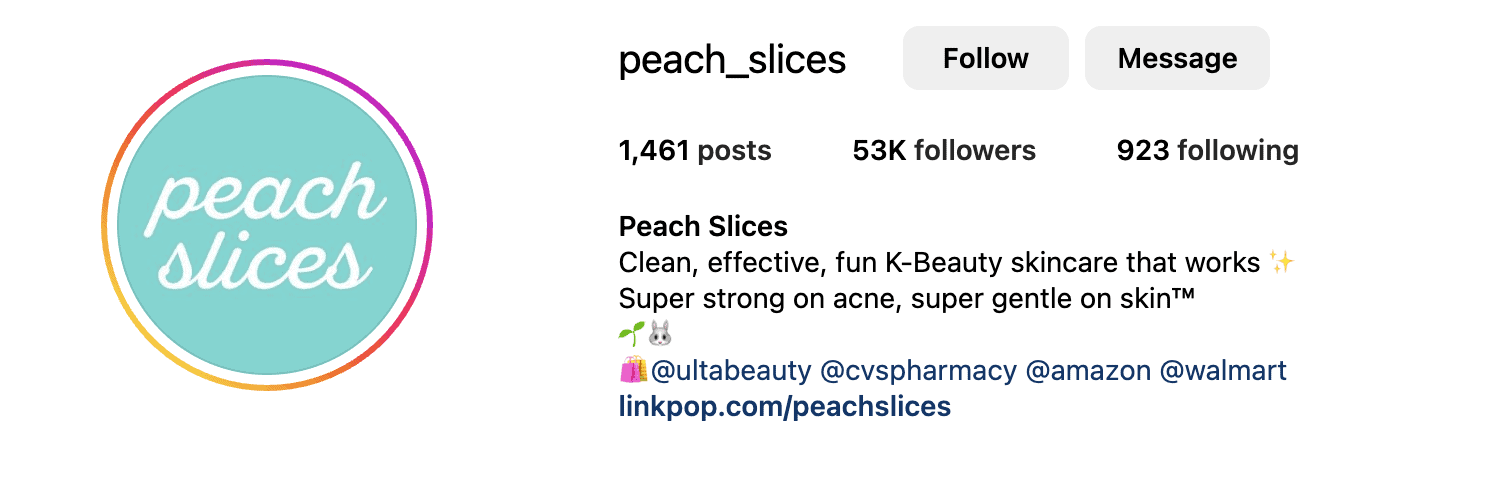 a picture of a sign that says peach slices